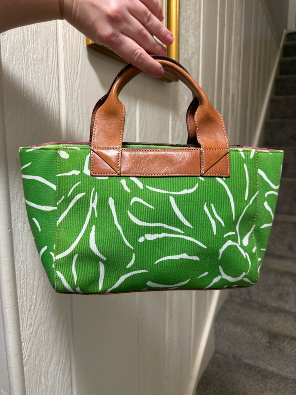 Kate Spade Y2K Green And White Floral Canvas Tote with Brown Leather Handles - Picture 4 of 15